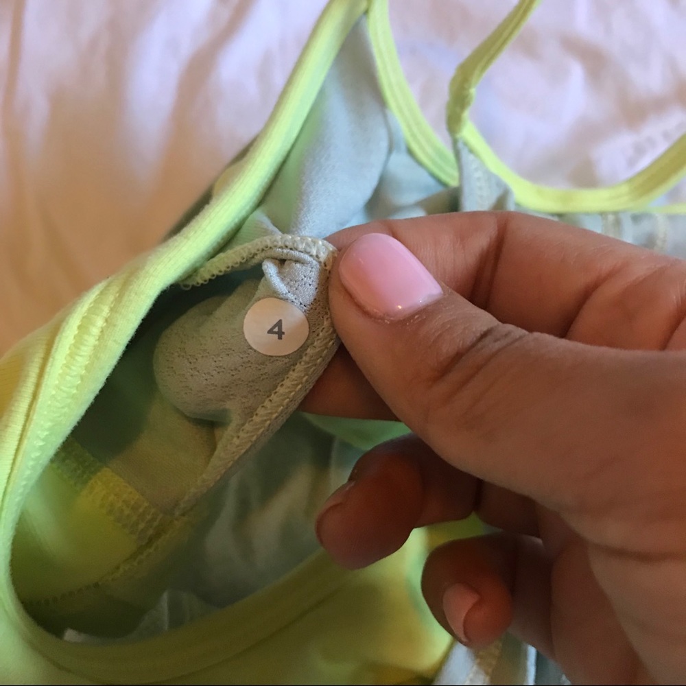 LULULEMON green sports bra tank - Picture 4 of 6